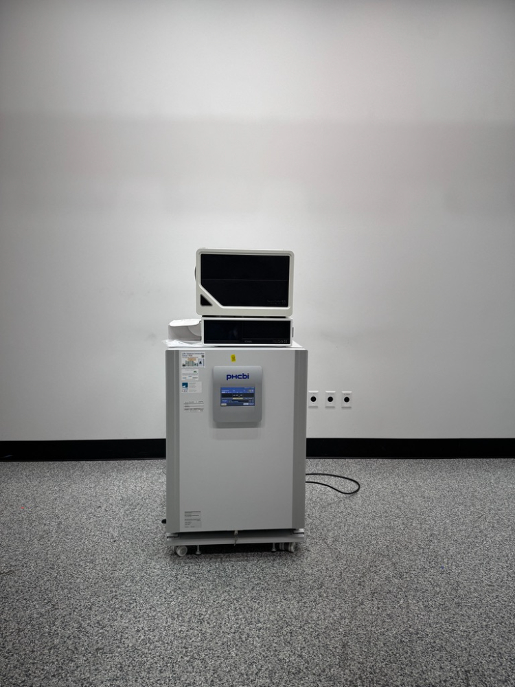 Image of Sartorious Incucyte S3 Cell Imager w/ PHCBI CO2 Incubator